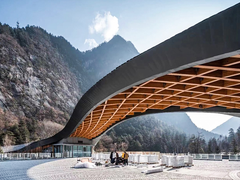 Trästrukturservicefaciliteter för turister i Jiuzhaigou